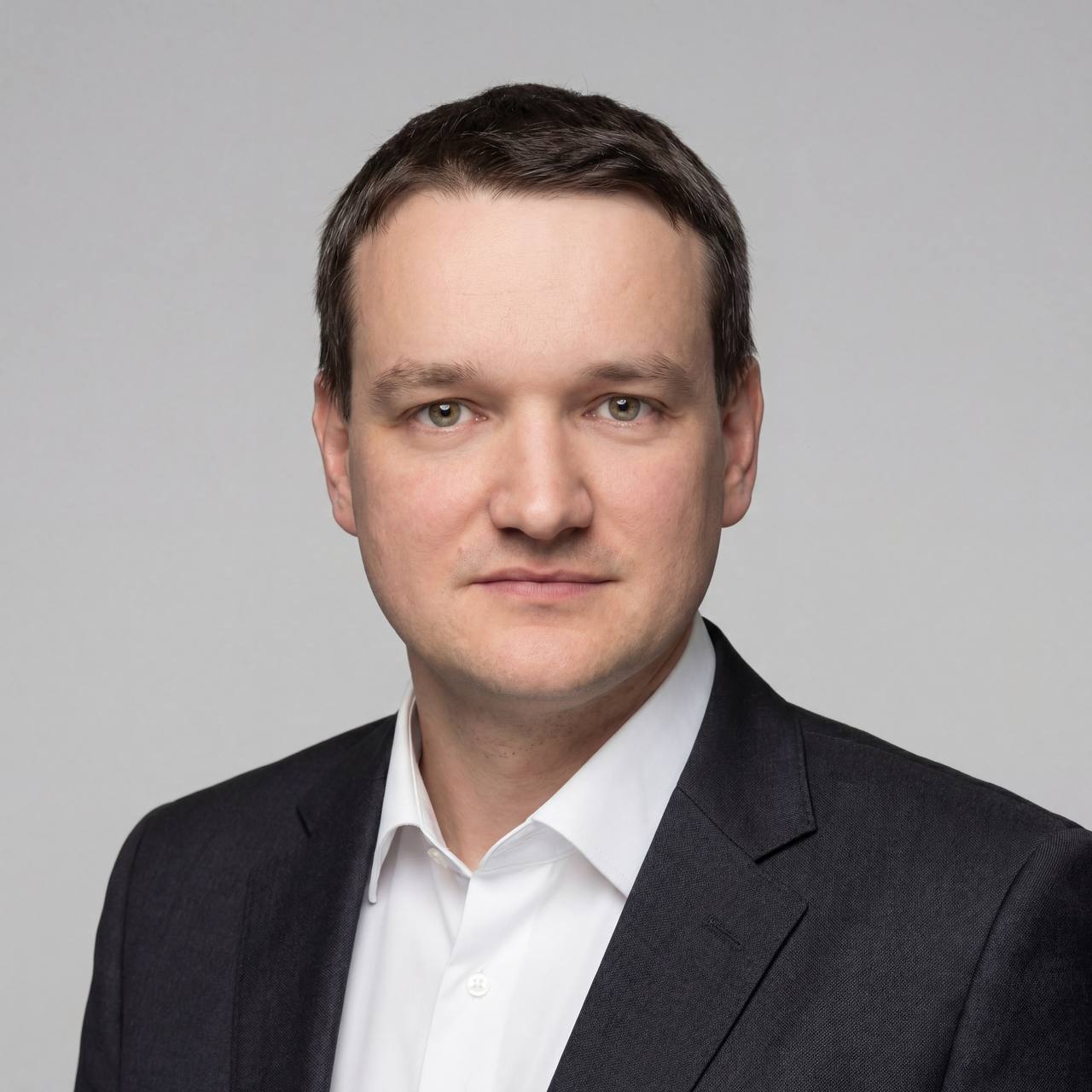 Макаров Леонид Рудольфович